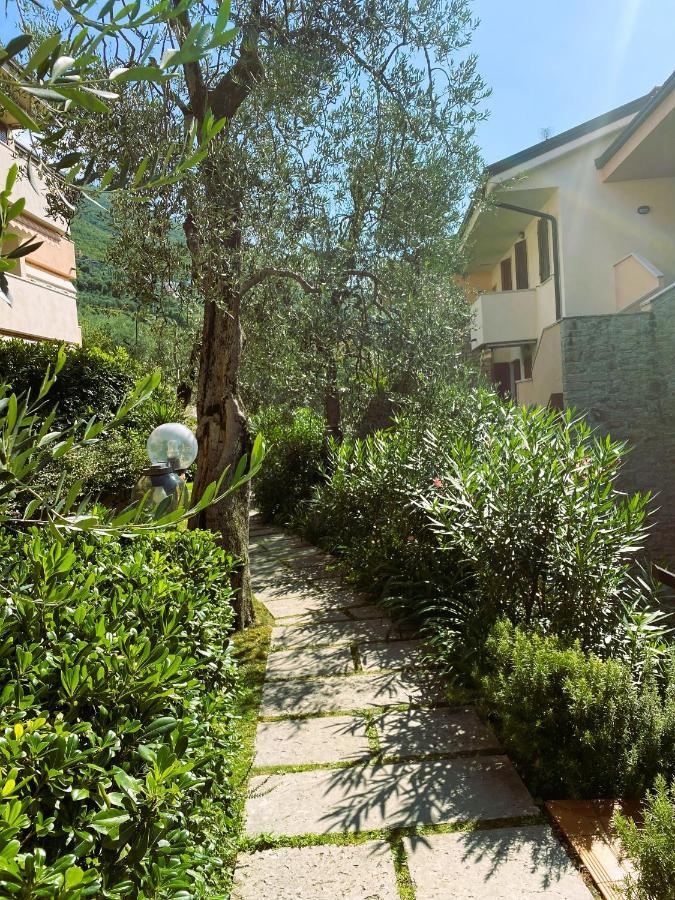 Le Vele Beth'S House Apartment Brenzone sul Garda Exterior photo